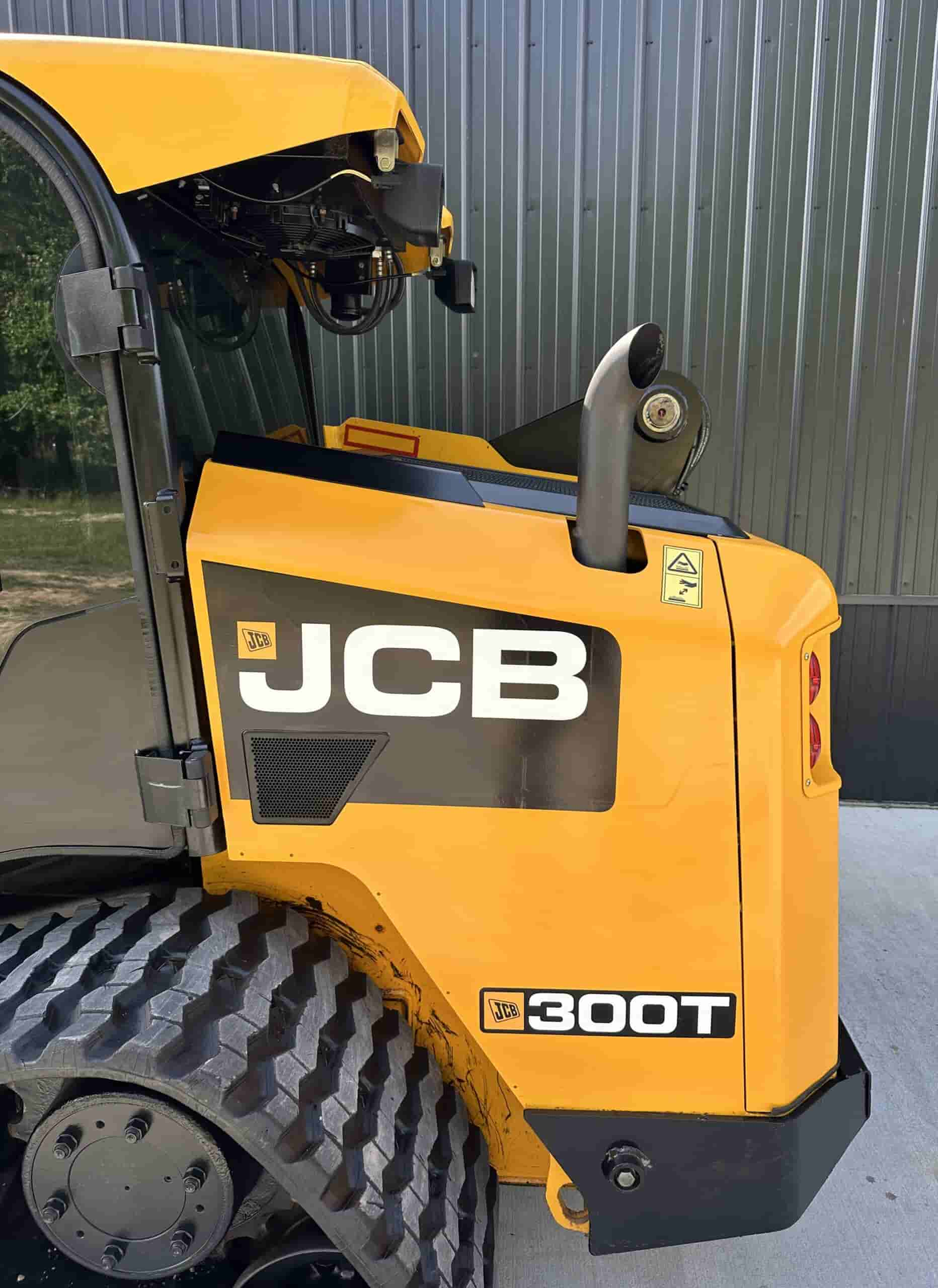 2018 JCB 300T HIGH FLOW
